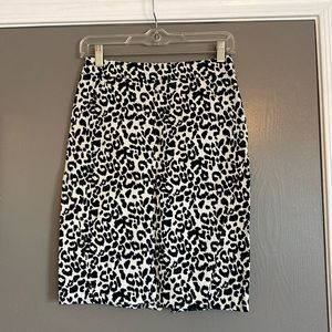 Ann Taylor Snow Leopard Pencil Skirt - size 0